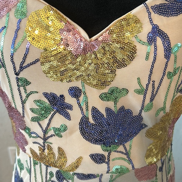 NWOT SHEIN (FAERIESTY - XL) Formal Floral Sequence Gown - Picture 10 of 14